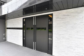 4/4 エントランス