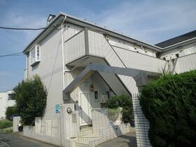 16/16 エントランス