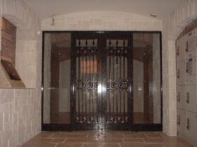 16/16 エントランス