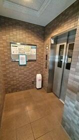 14/16 エントランス