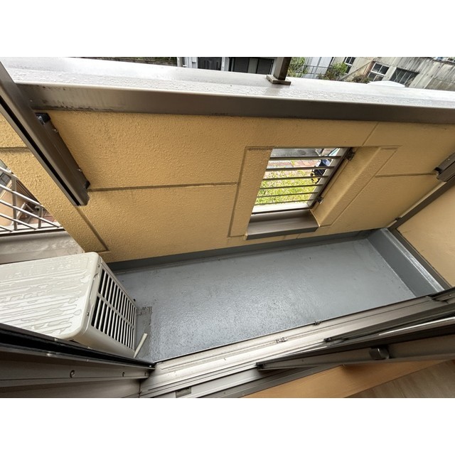 16/23 バルコニー