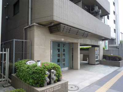 3/3 エントランス