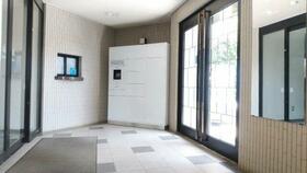 13/13 エントランス