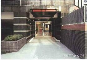 16/28 エントランス