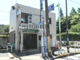 16/16 エントランス