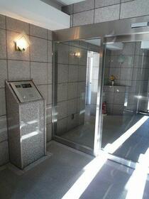 6/6 エントランス