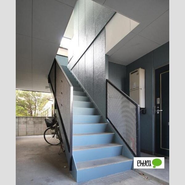 14/29 エントランス