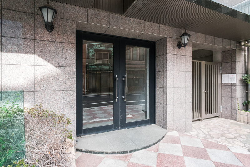 5/5 エントランス