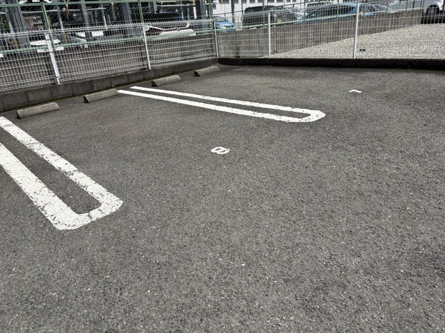 14/20 駐車場
