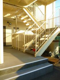 15/16 エントランス