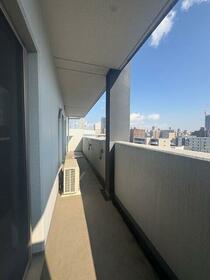 13/16 バルコニー