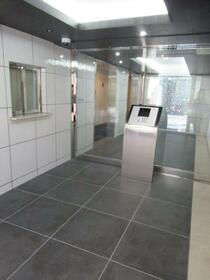 15/16 エントランス