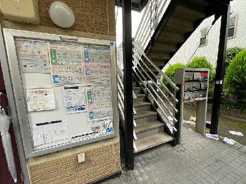 14/14 エントランス