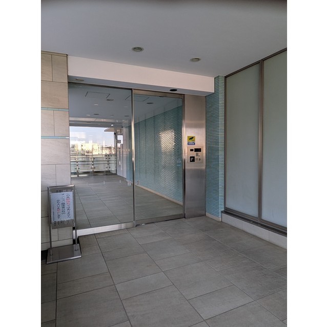 14/14 エントランス