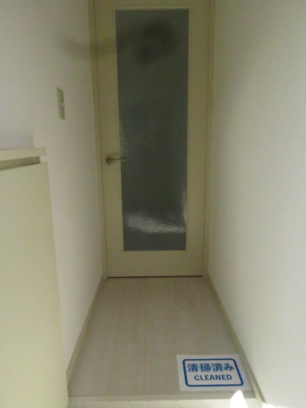5/18 玄関