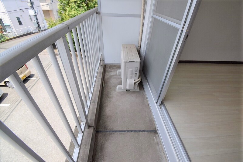 8/8 バルコニー