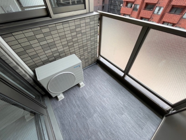 16/27 バルコニー