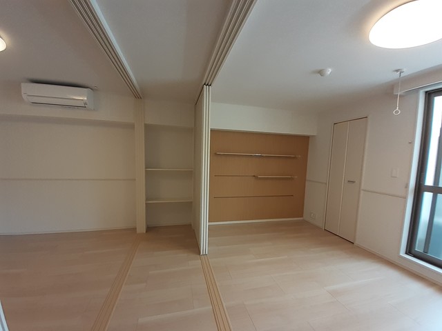 14/19 エントランス