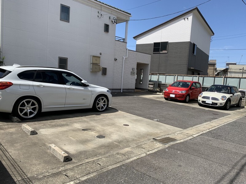 20/28 駐車場