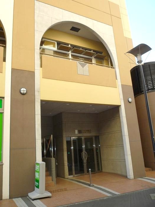 14/17 エントランス