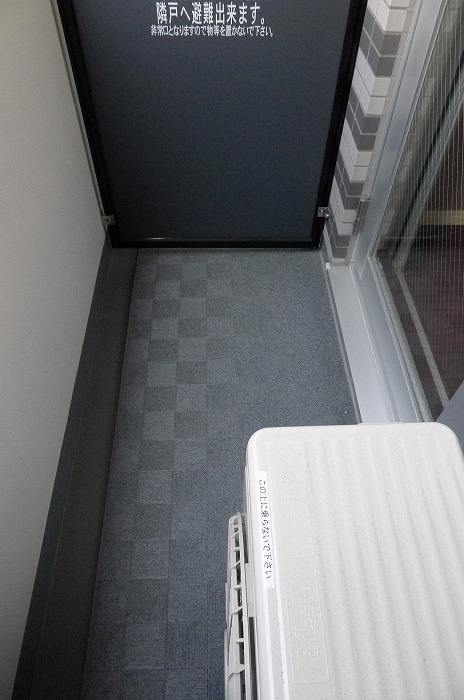 13/23 バルコニー