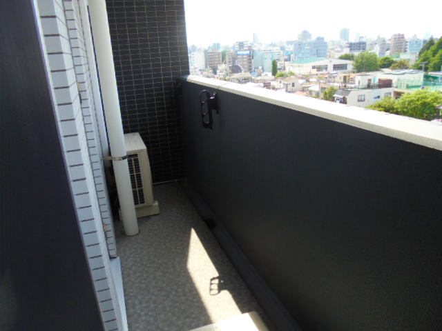 13/23 バルコニー