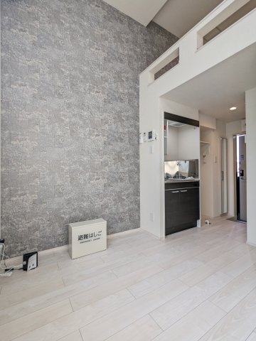 19/19 エントランス