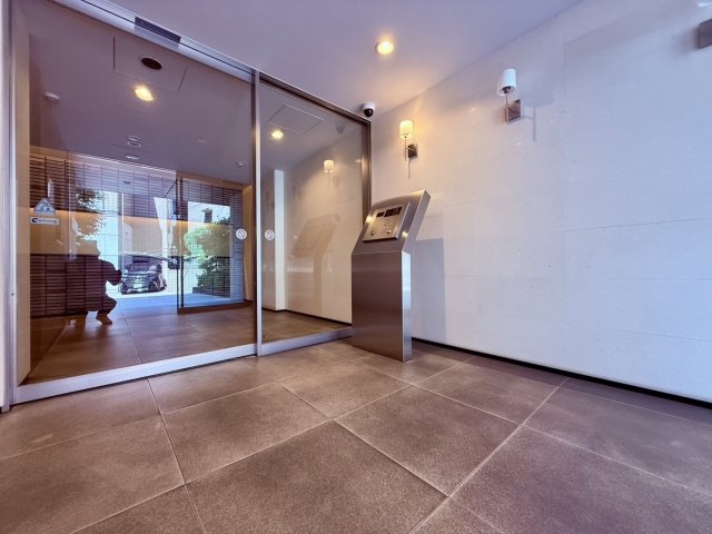 7/11 エントランス