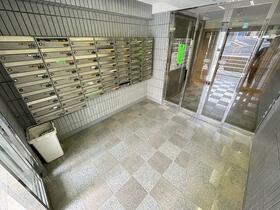 15/15 エントランス