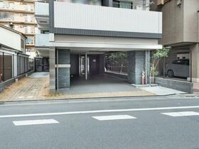 4/4 エントランス