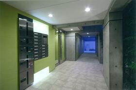 3/3 エントランス