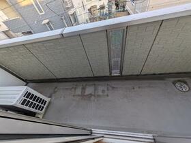 13/16 バルコニー