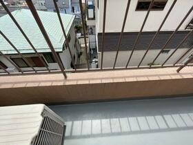 13/16 バルコニー