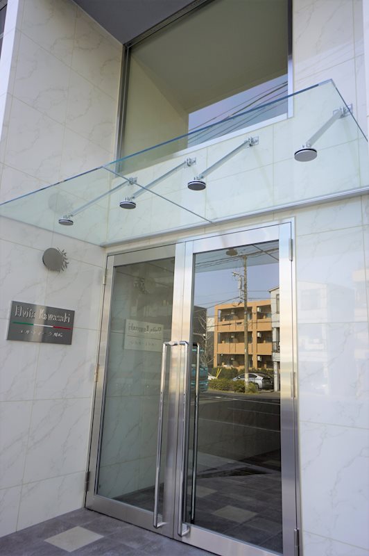 19/19 エントランス