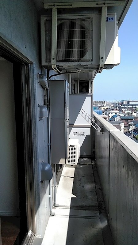16/19 バルコニー