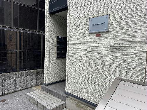 14/14 エントランス