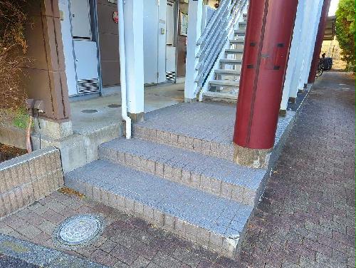 2/3 エントランス