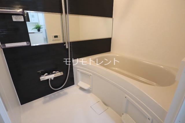 16/21 浴室