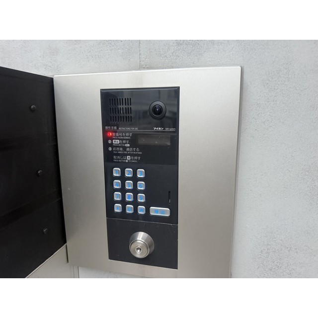 3/4 エントランス