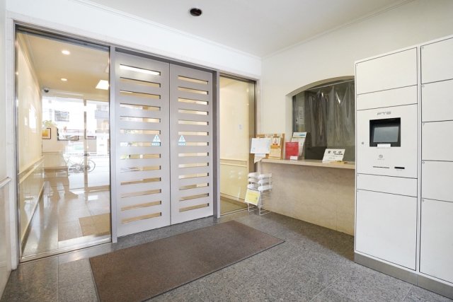 6/8 エントランス