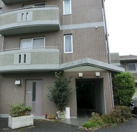 14/14 エントランス