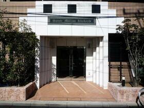 5/5 エントランス