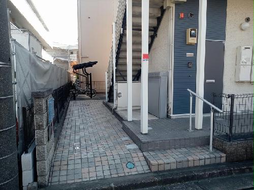 2/2 エントランス