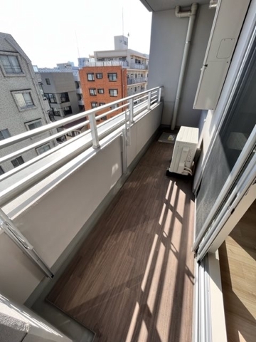 13/21 バルコニー