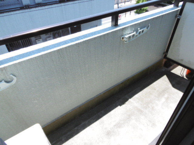 15/23 バルコニー