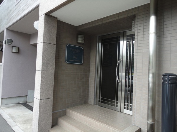 4/4 エントランス