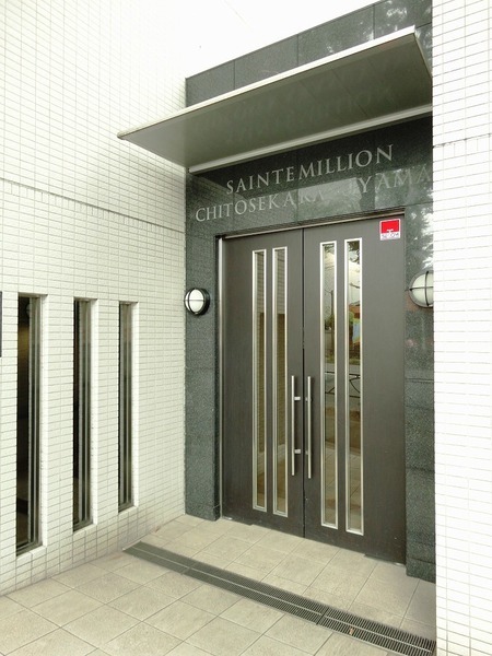 3/4 エントランス