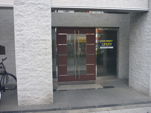 3/4 エントランス