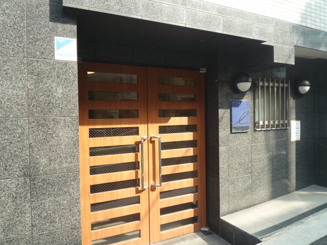 3/3 エントランス