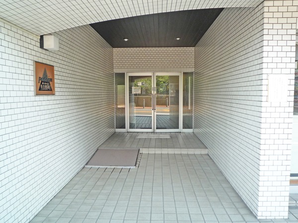 2/3 エントランス